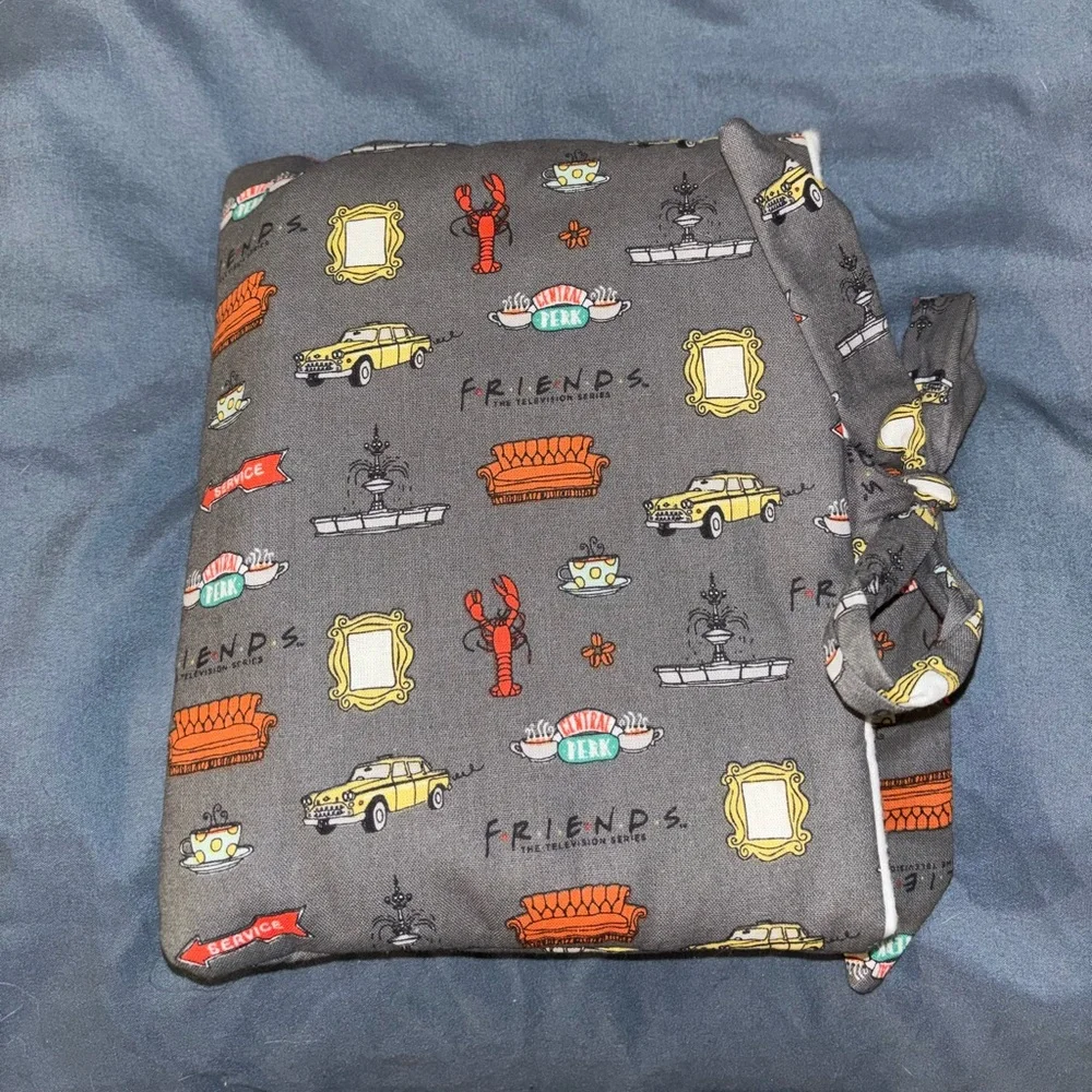 Friends Themed Kindle Case Set